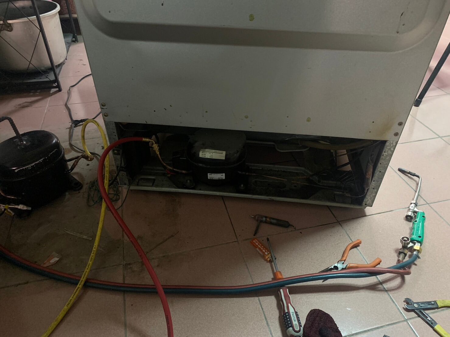 [立刻修案例]仁武吳先生家中冰箱需要維修的第2張圖片